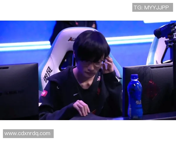 2026电竞新闻FPX战队在王者荣耀比赛中表现卓越经验排名创新高引发关注